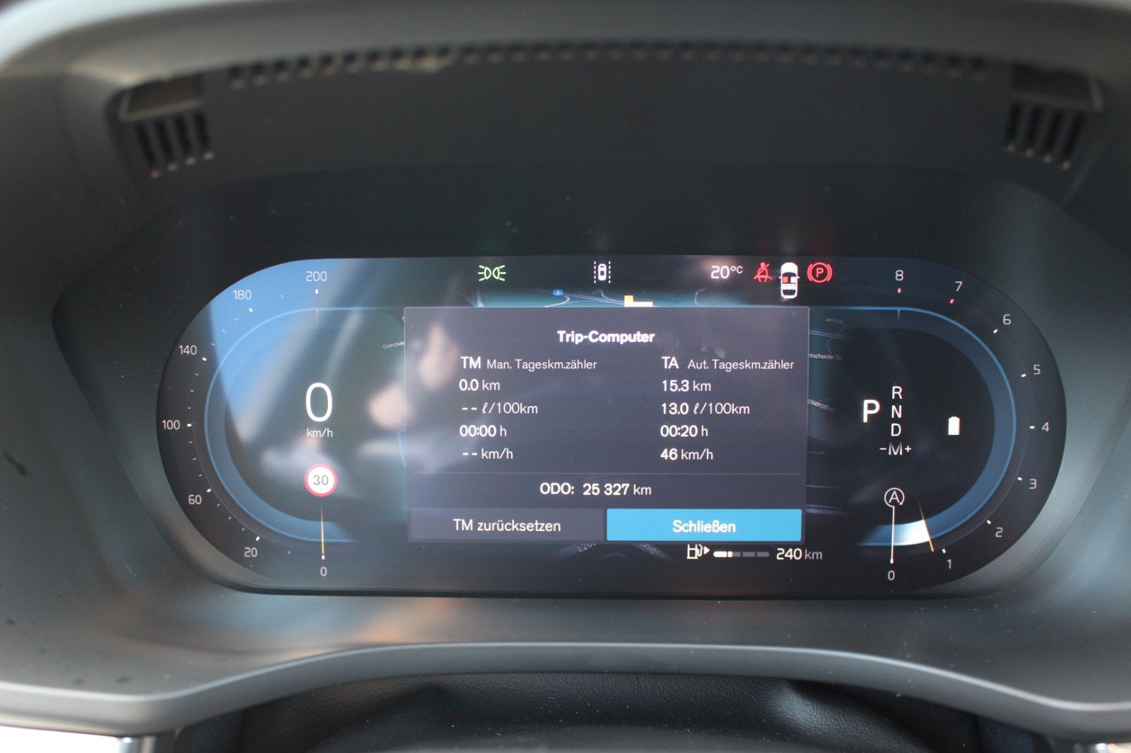 Volvo XC60 B5 Benzin Ultra Dark Massagesitze