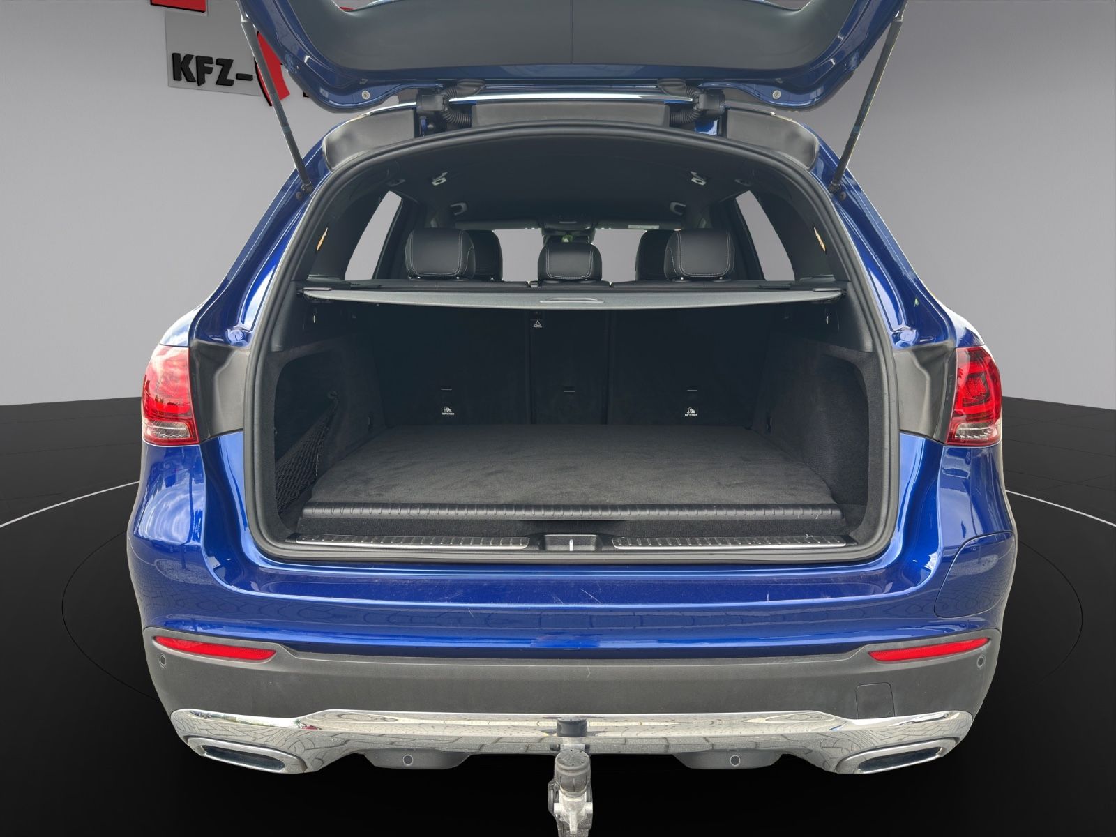 Mercedes-Benz GLC 300 e 4MATIC - Samsaru's Car Outlet