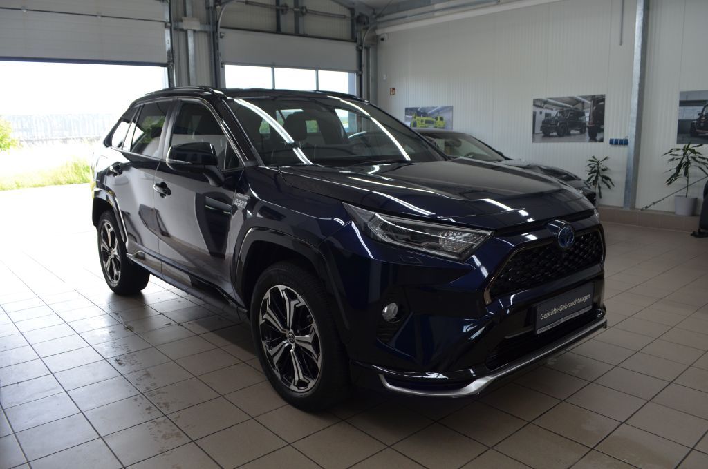 Toyota RAV 4 4x4 Plug-in-Hybrid - Samsaru's Car Outlet