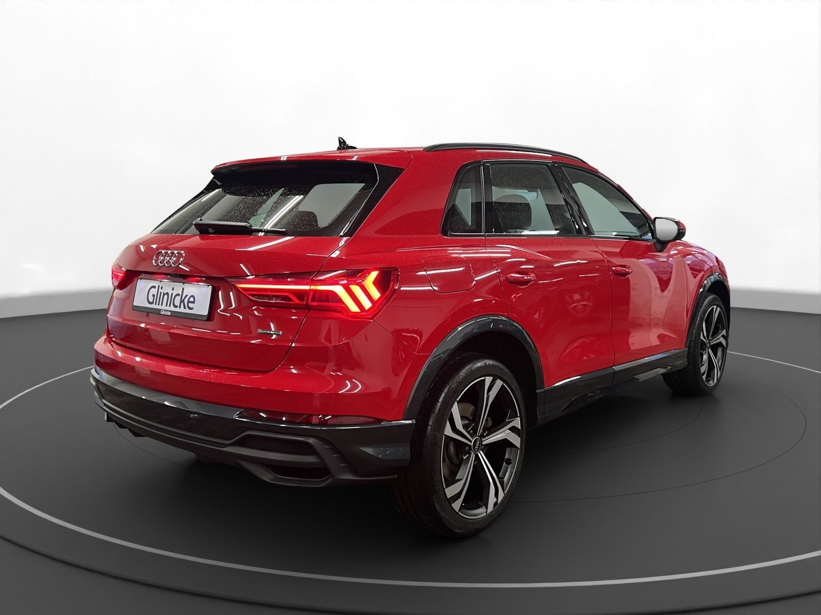 Audi Q3 40 TFSI qu. S line Matrix LM 20" Navi PDC+RFK