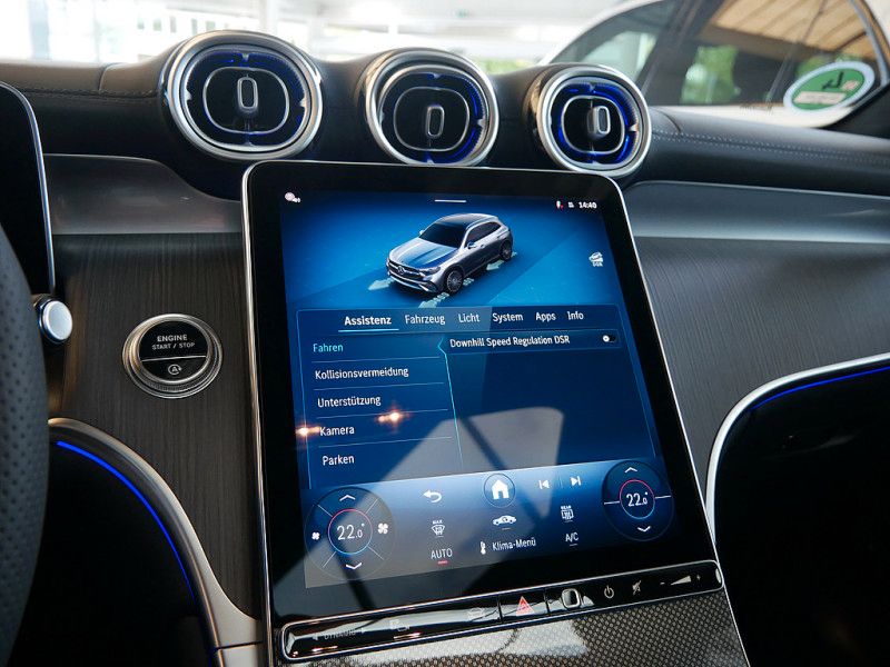 Mercedes-Benz GLC 300 d 4M AMG NIGHT MEMO 360 AHK DISTR KAMERA