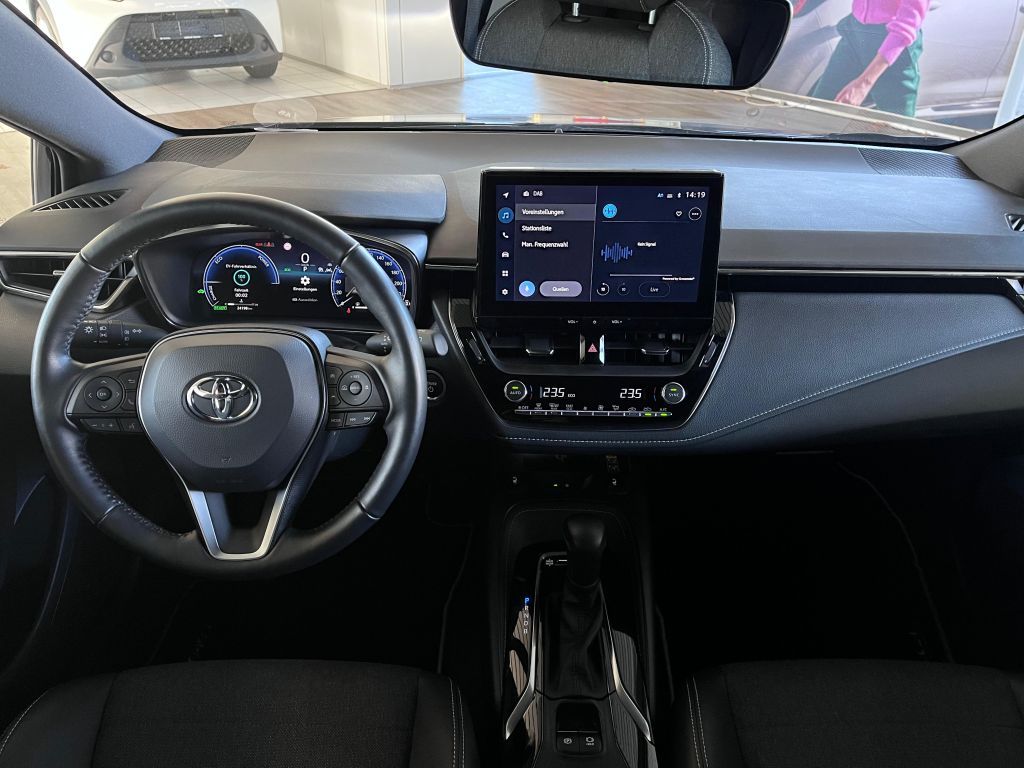 Toyota Corolla 1.8 Hybrid Team Deutschland
