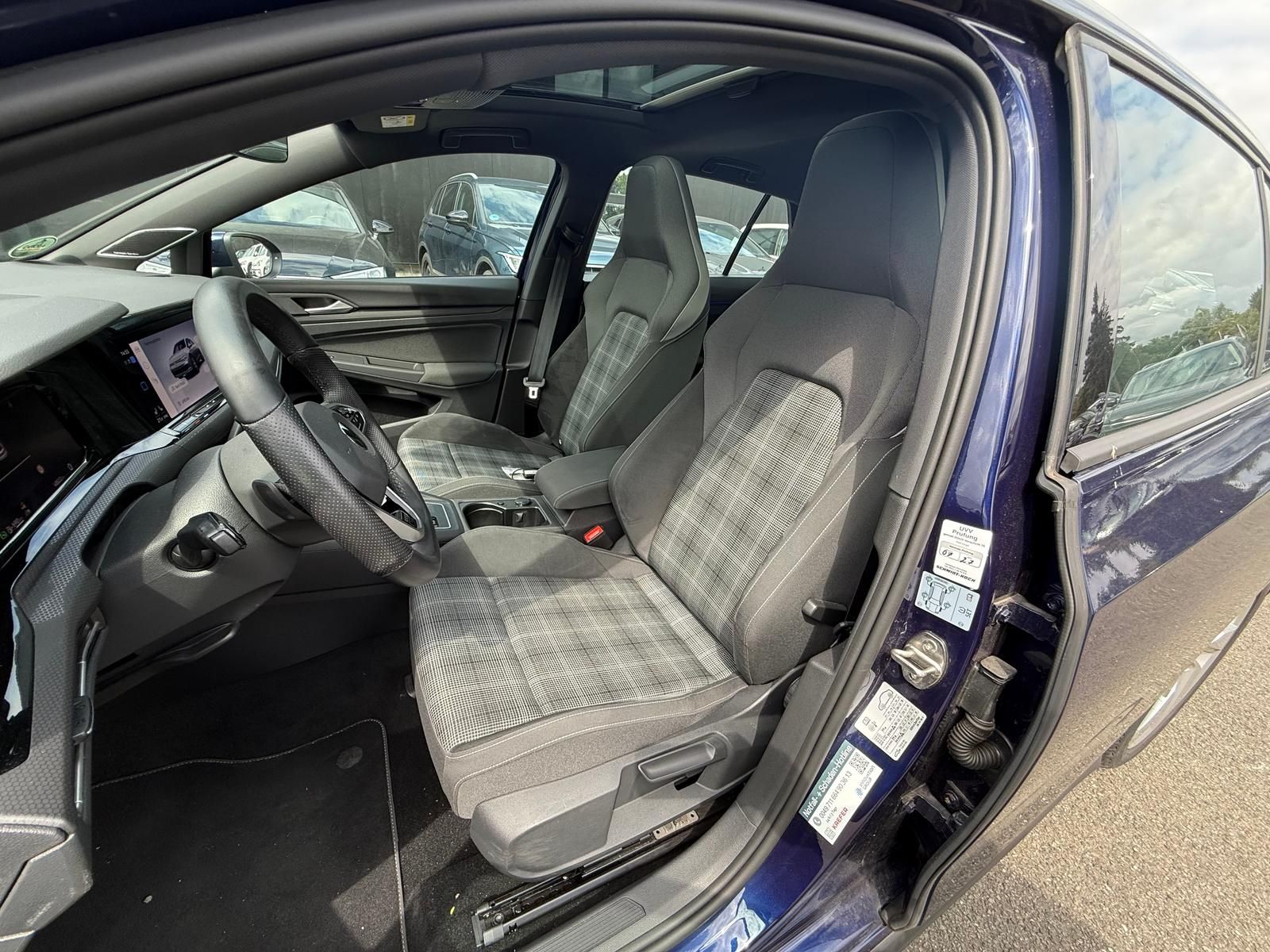 Volkswagen Golf GTD 2.0 TDI /TRAVEL/CAM/PANO/VIRTUAL