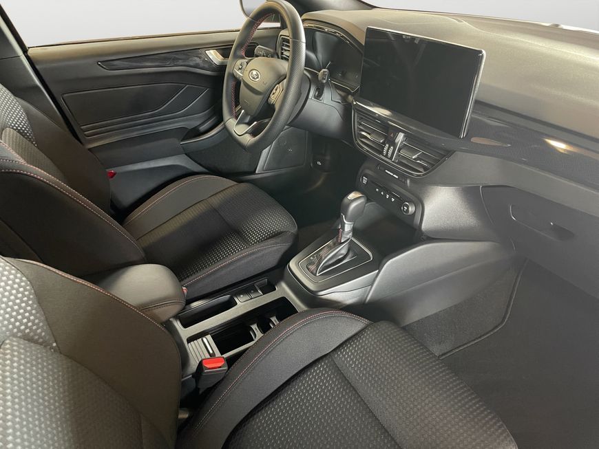 Ford Focus Turnier 1.0 EcoBoost Hybrid Aut. ST-LINE