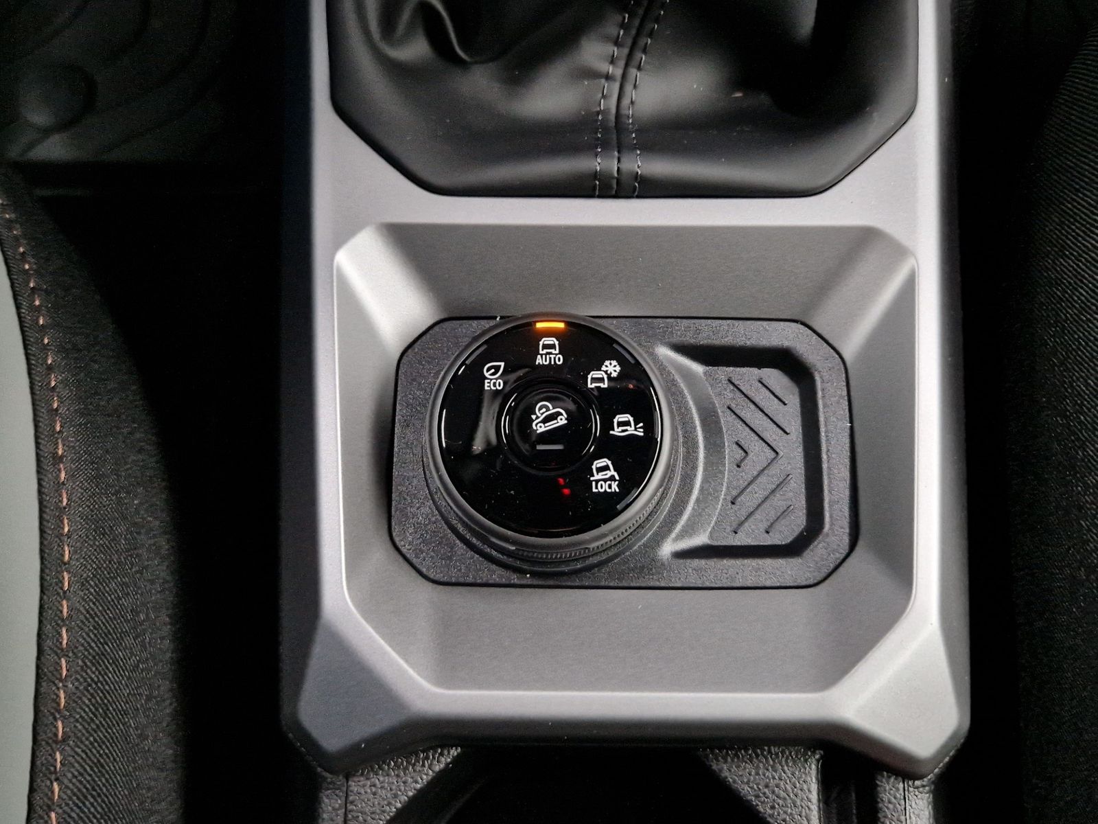 Dacia Duster Extreme TCe 130 4x4 - Samsaru's Car Outlet