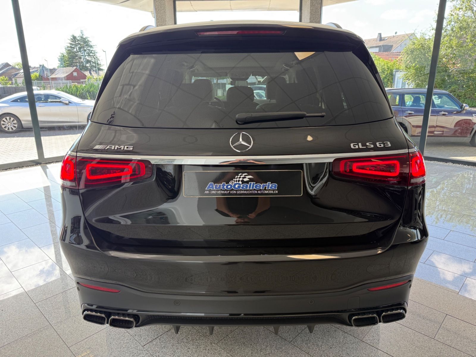 Mercedes-Benz GLS 63 AMG 4M+ - Samsaru's Car Outlet