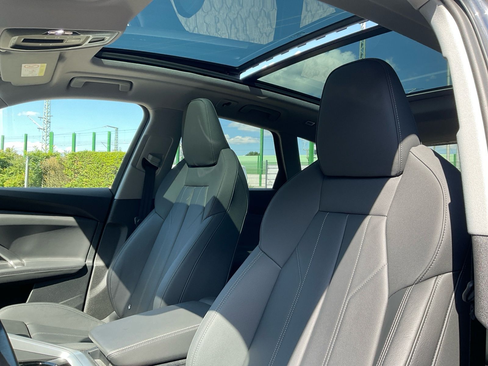 Audi Q5 SUV TDI quattro S-line Matrix 360° Pano AHK
