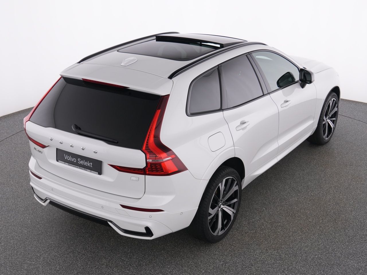 Volvo XC60 T6 Recharge PLUS DARK LICHTPAK+360°+PANO