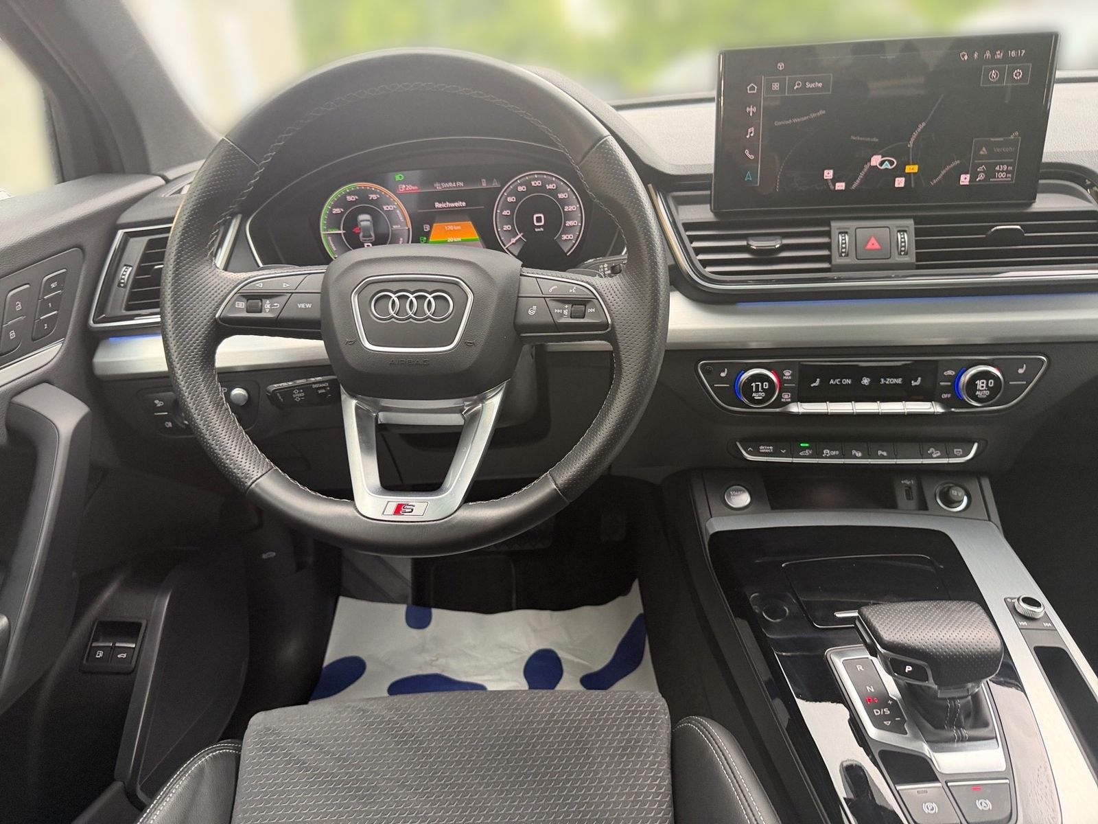 Audi Q5 quattro S line *HUD*AHK*BLACKSTYLE*PANO*4x SH