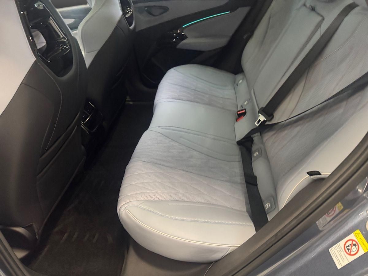 BYD Seal 230 kW RWD Design Panorama LED Navi