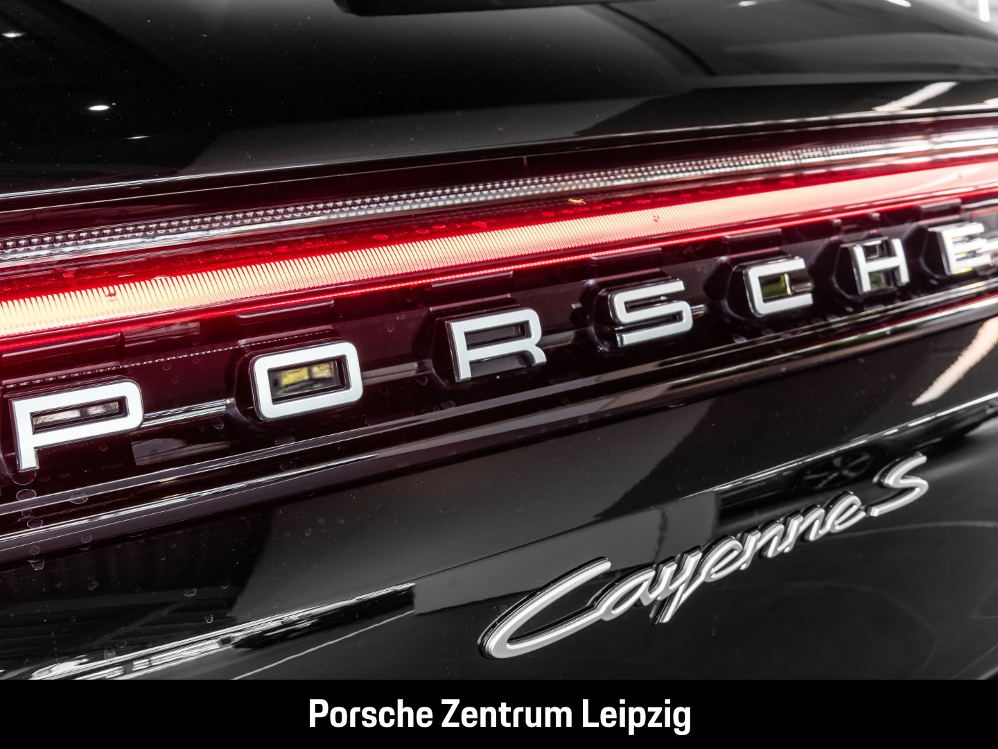Porsche Cayenne S E-Hybrid PDCC Sportabgas HD HUD 22Zoll