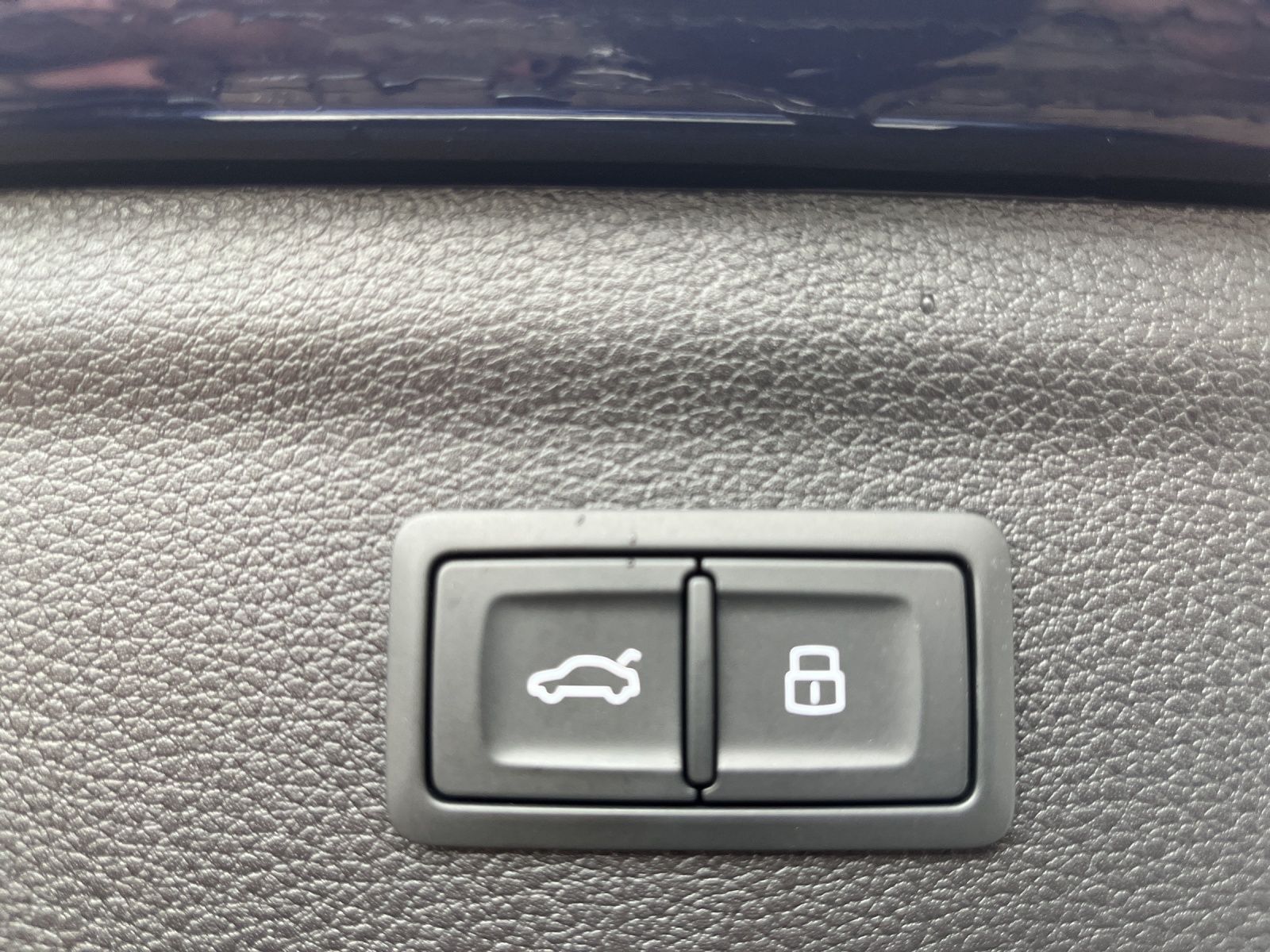 Audi Q3 40 TFSI quattro advanced - Samsaru's Car Outlet