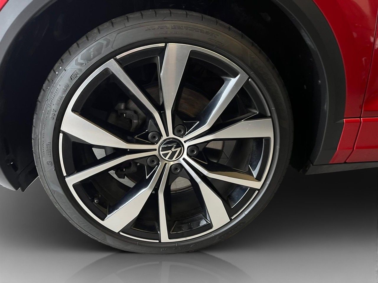 Volkswagen T-Roc 2.0 TSI DSG 4MOTION R Line - Samsaru's Car Outlet