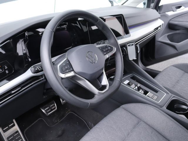 Volkswagen Golf VIII Variant 1.0 eTSI DSG Move - Samsaru's Car Outlet