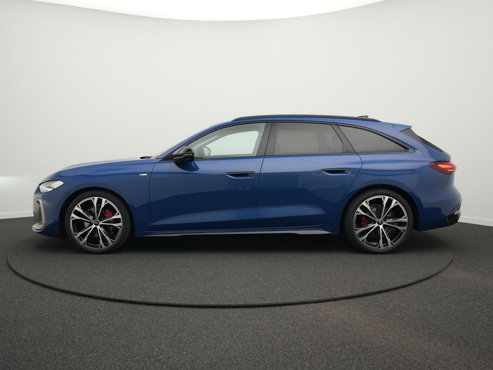 Audi A5 Avant TFSI qu. edition one S line*AHK*20''*