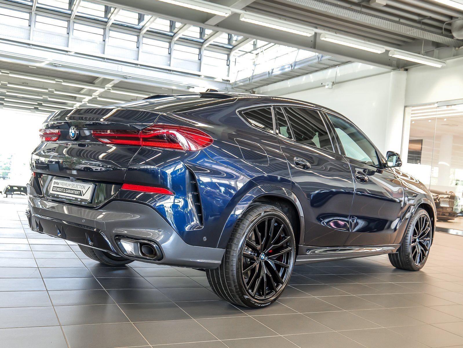 BMW X6 xDrive30d M Sport Pro PANO HUD ACC AHK RFK NA