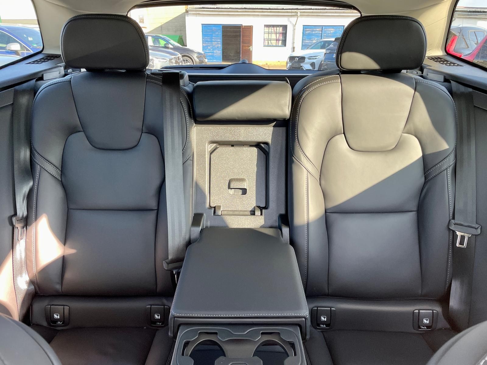 Volvo XC60 B5 AWD Ultimate Bright 360° ACC B&W HUD LHZ