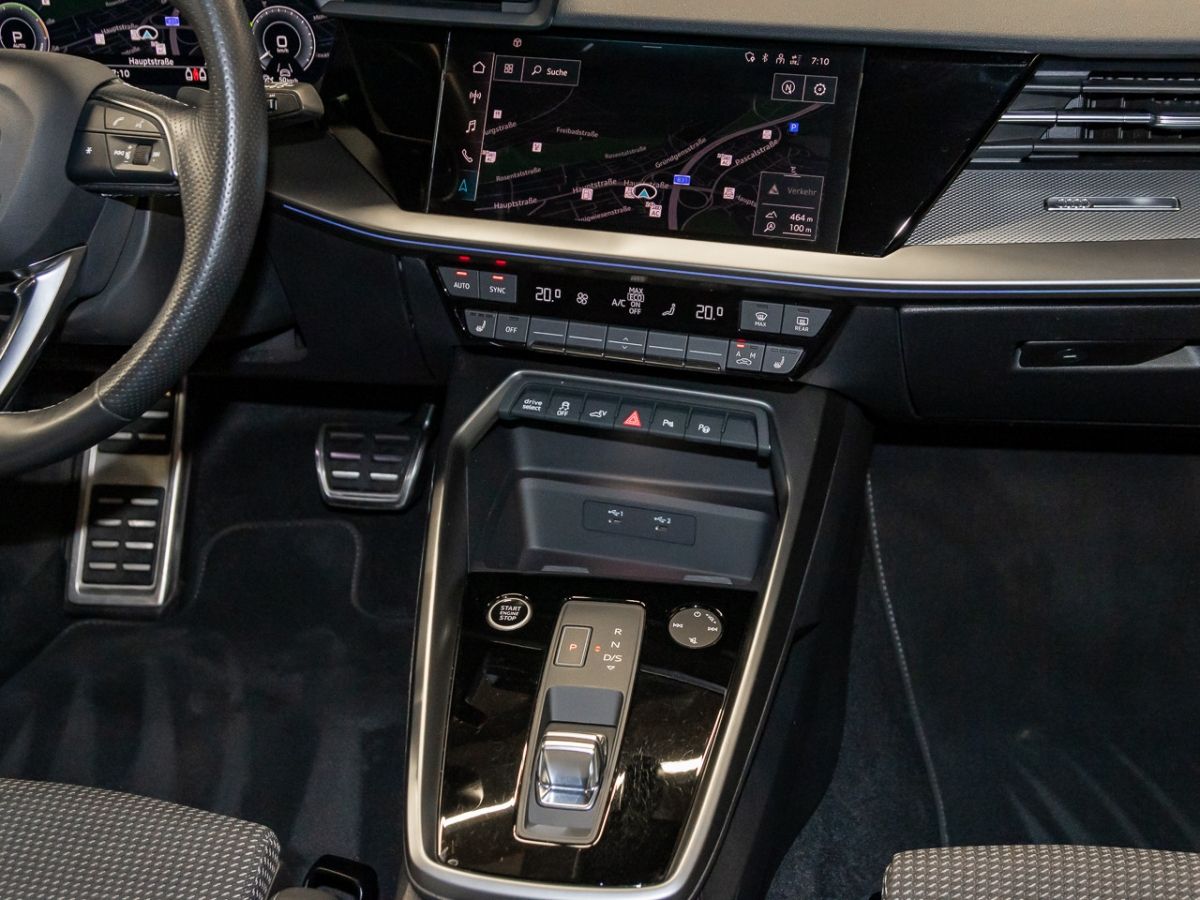 Audi A3 Sportback 40 TFSI e S line - Samsaru's Car Outlet