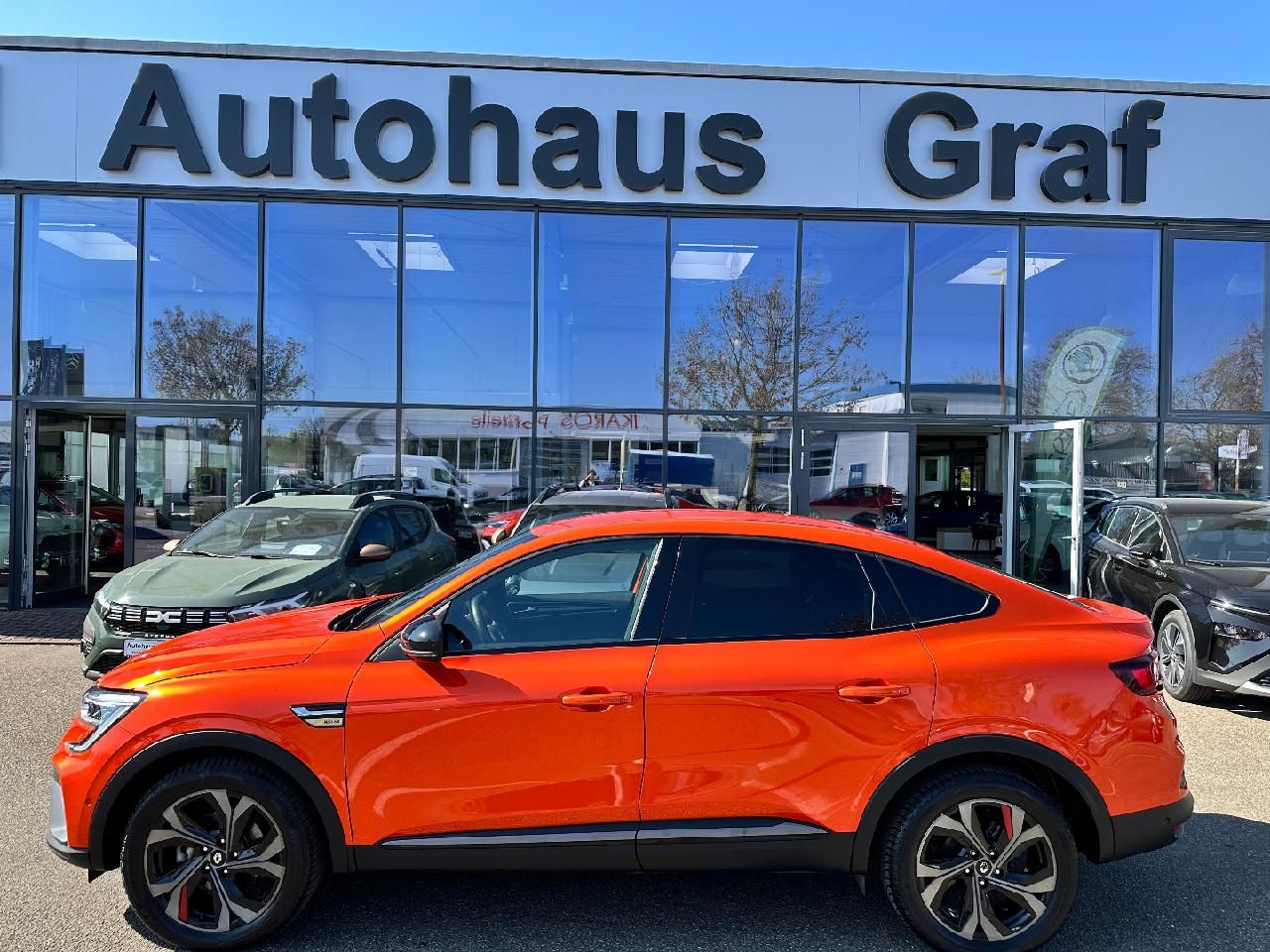 Renault Arkana RS Line E-Tech 145 - Samsaru's Car Outlet