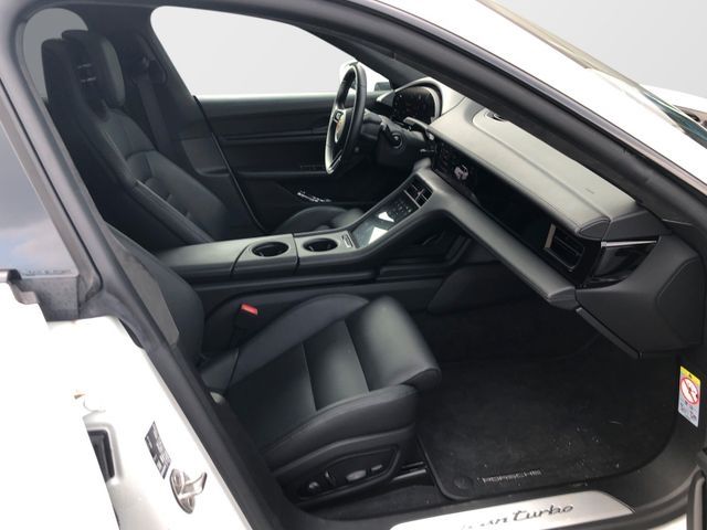 Porsche Taycan Cross Turismo,Pano,InnoDrive,Offroad,HuD