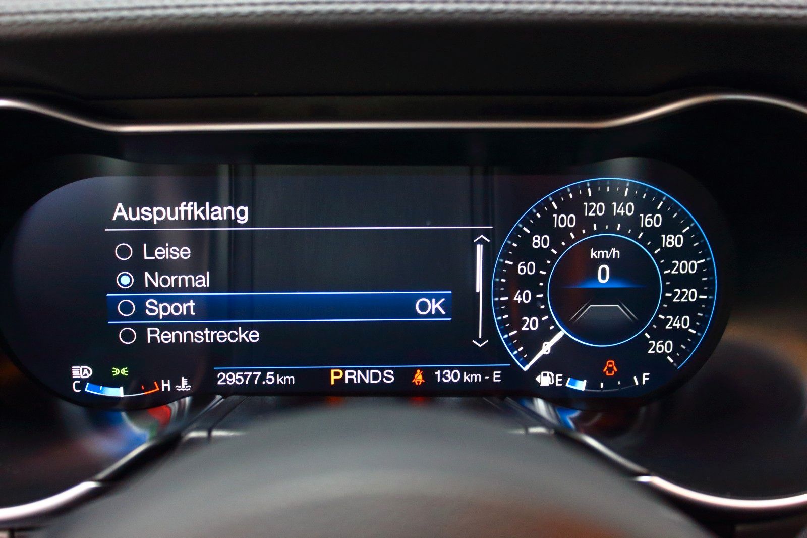 Ford Mustang 5.0 V8 GT 10G~DEUTSCH+UNFALLFREI+WIE NEU