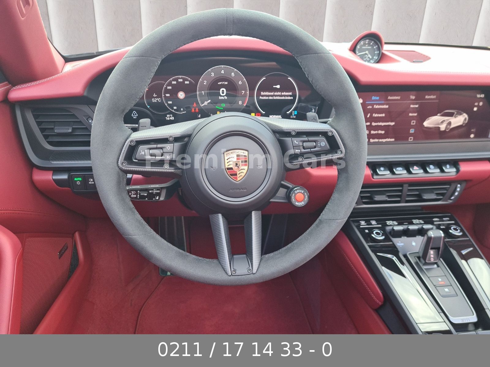 Porsche 911 Targa 4 GTS /SportDesign Carbon / Liftsystem