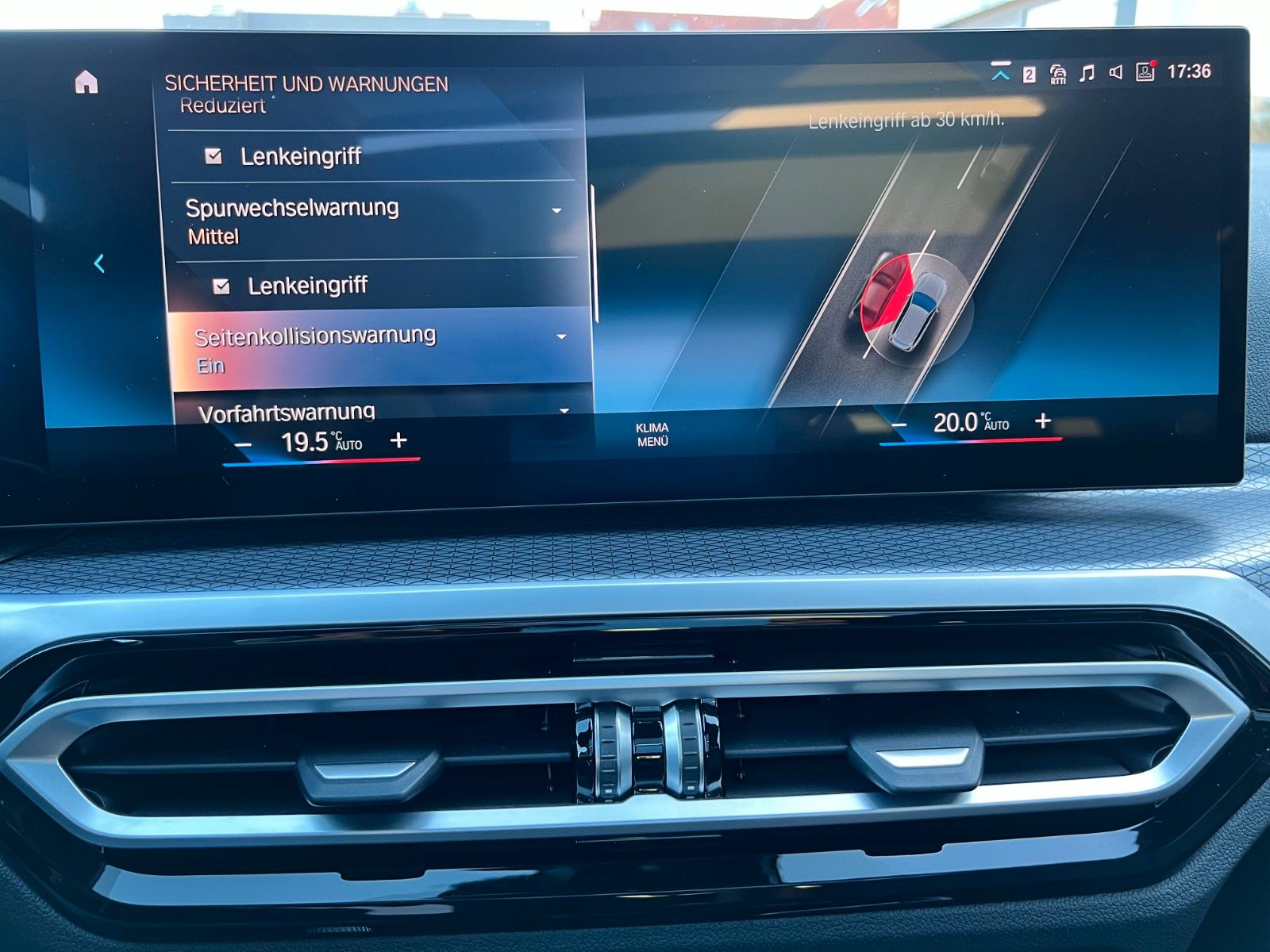 BMW 320d xDrive M Sport*360°HUD*Pano*HK*Standhzg*ACC