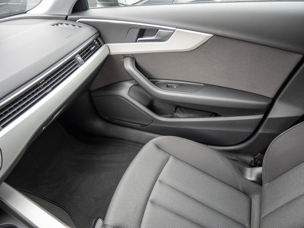 Audi A4 Avant 35 TDI S tronic - Samsaru's Car Outlet