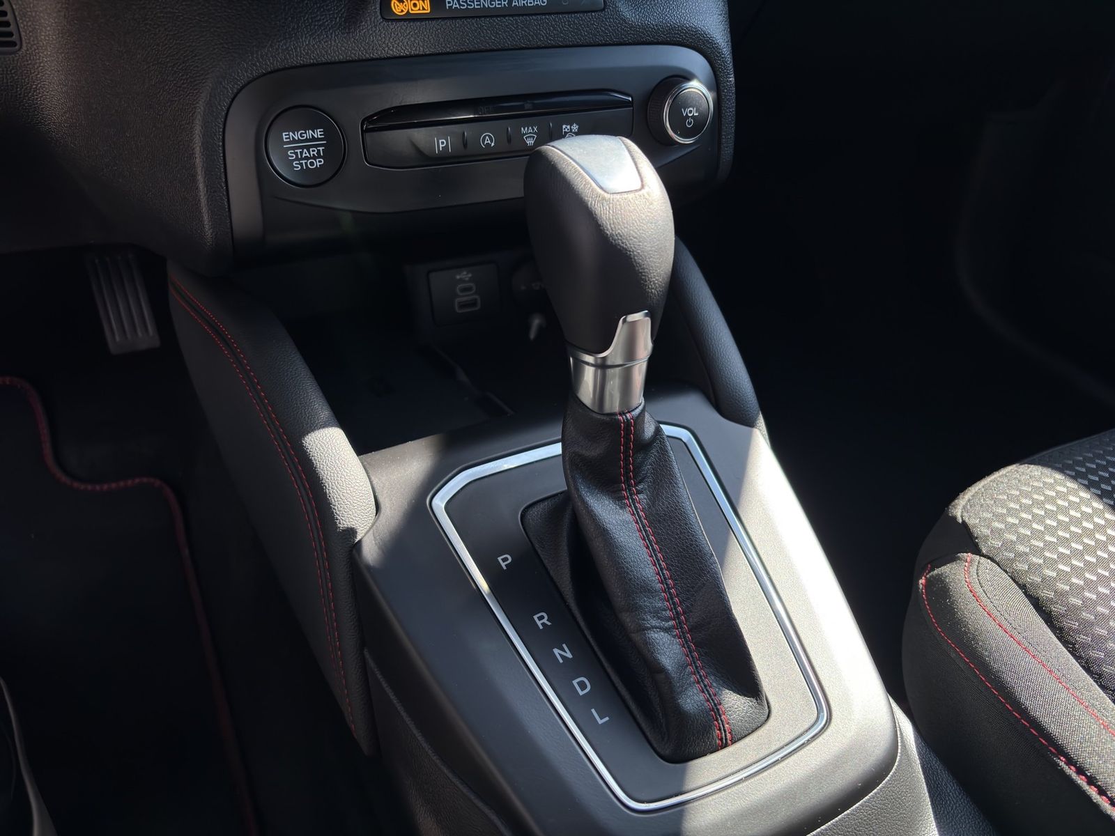 Ford Focus ST-Line X Turnier Aut.*AHK*ACC*HUD*KAM*NAV
