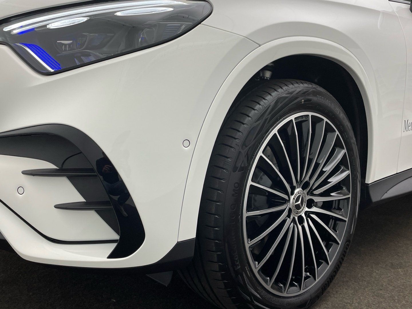 Mercedes-Benz GLC 200 4M AMG Panorama DigitalLight AHK 360°-K.