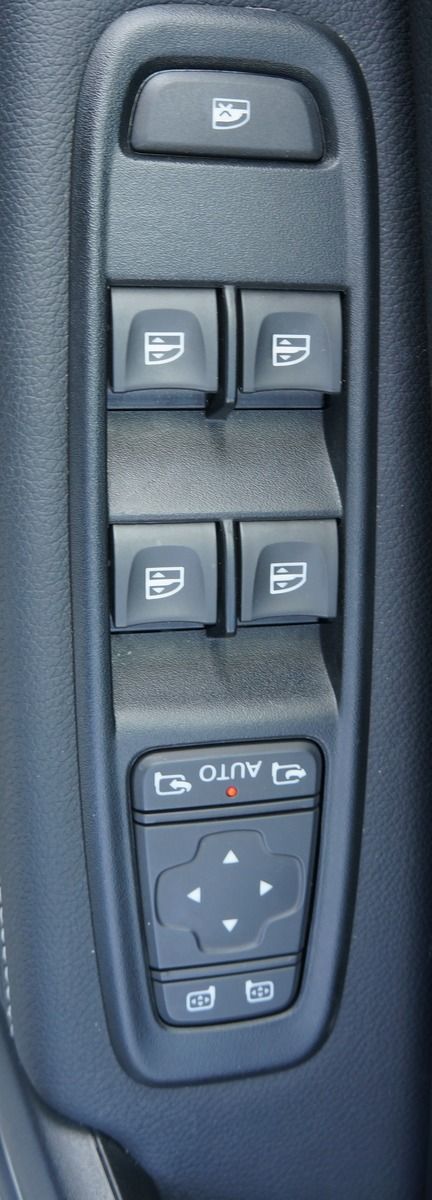 Dacia Duster TCe150 4x4 JOURNEY+ - Samsaru's Car Outlet