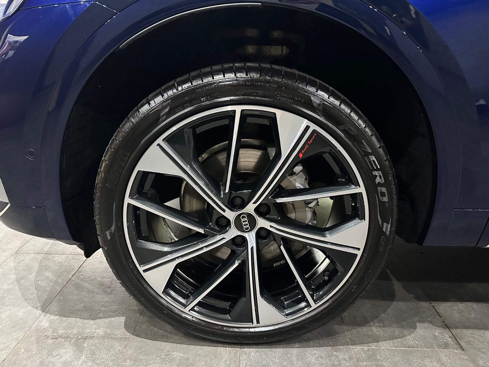 Audi Q5 Sportback 40 TDI quattro S line - Samsaru's Car Outlet