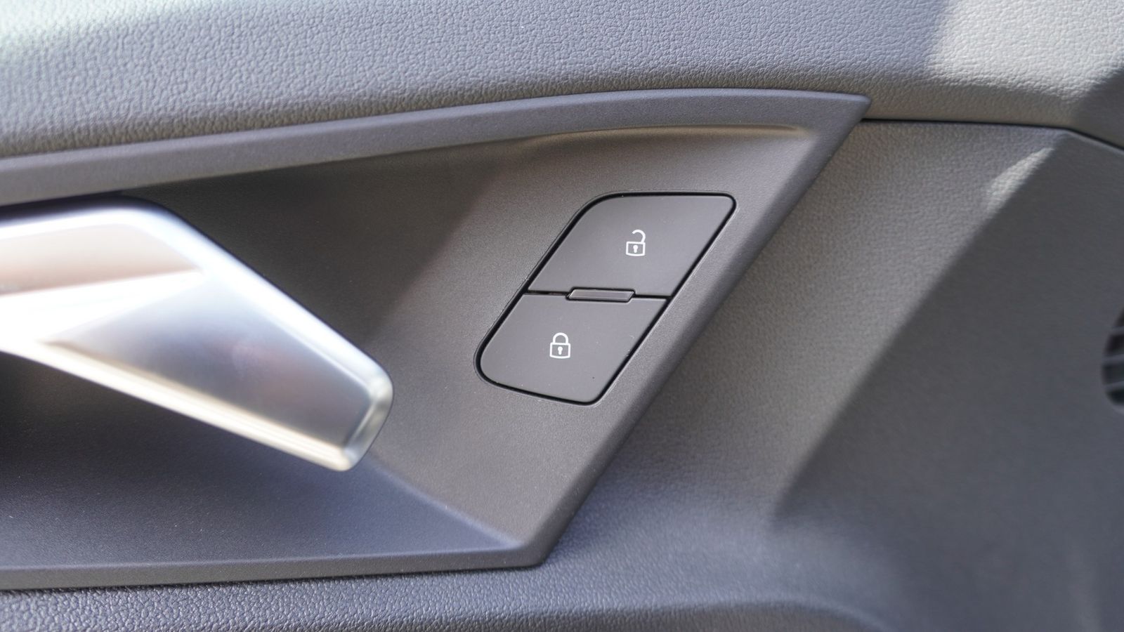Audi A3 35 TFSI S line - Samsaru's Car Outlet