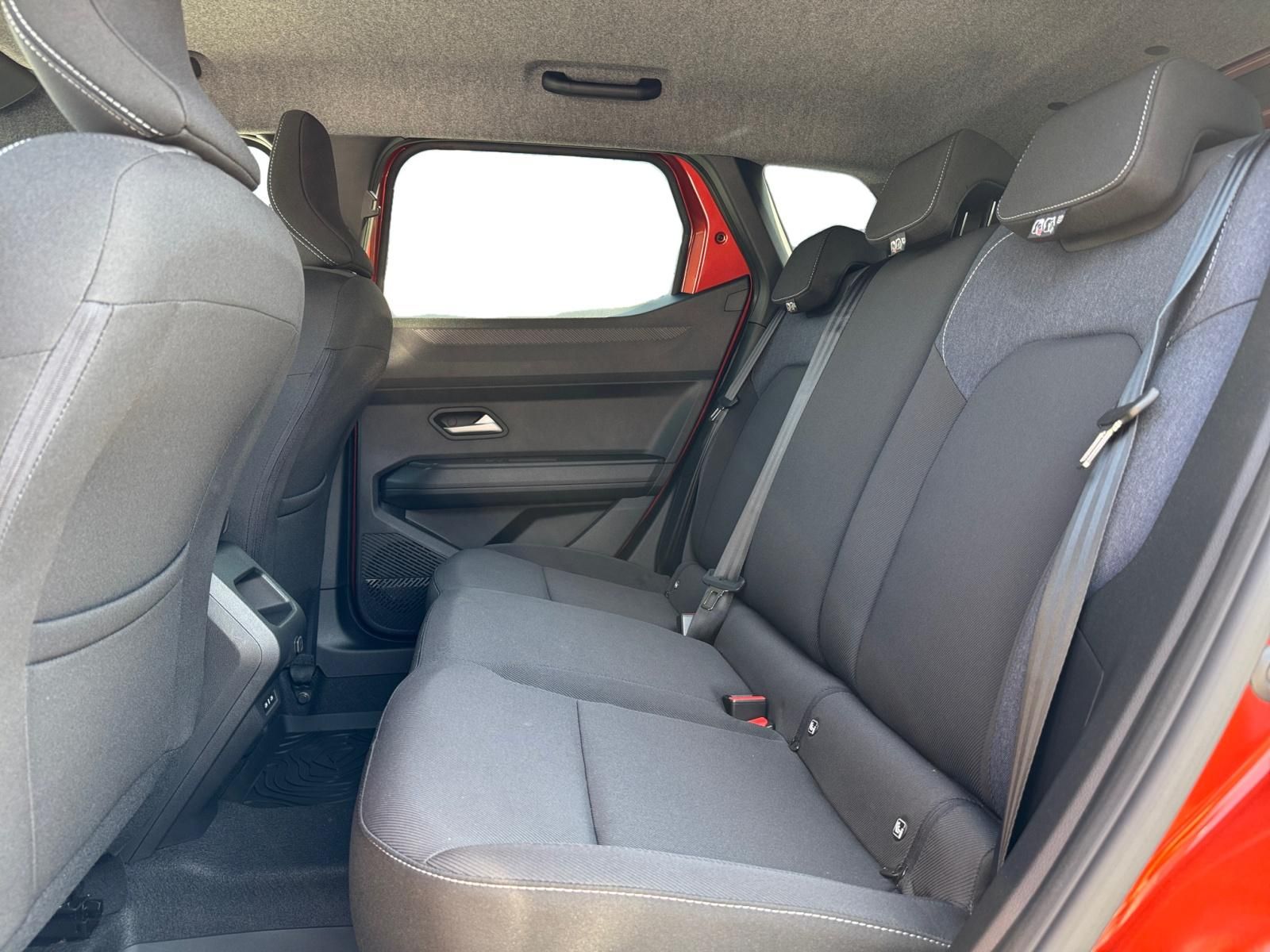 Dacia Duster Journey MO25 TCe 130 4x4 - Samsaru's Car Outlet