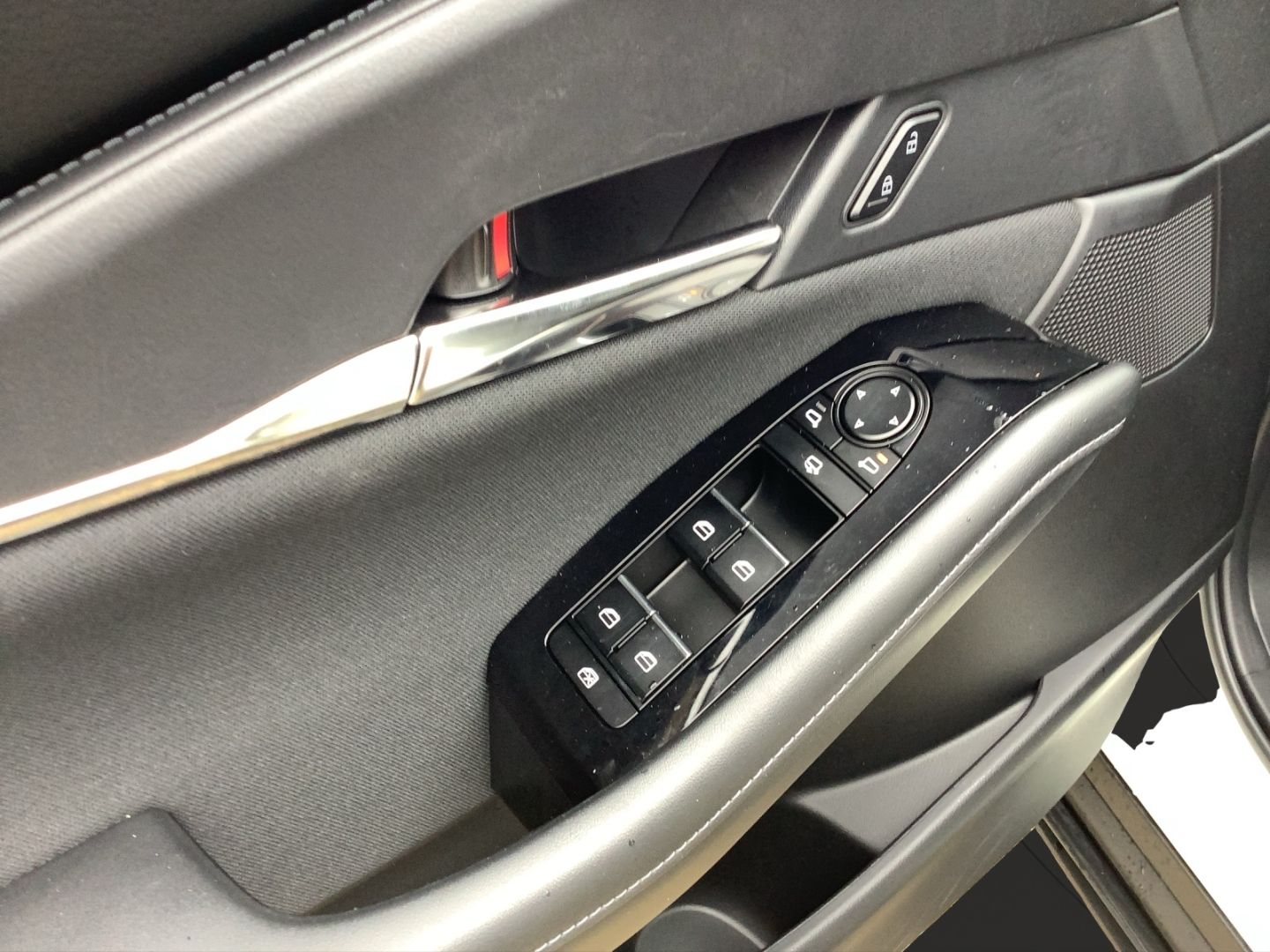 Mazda CX-30 SKYACTIV-G EXCLUSIVE+DESIGN-P+GJ-RÄDER