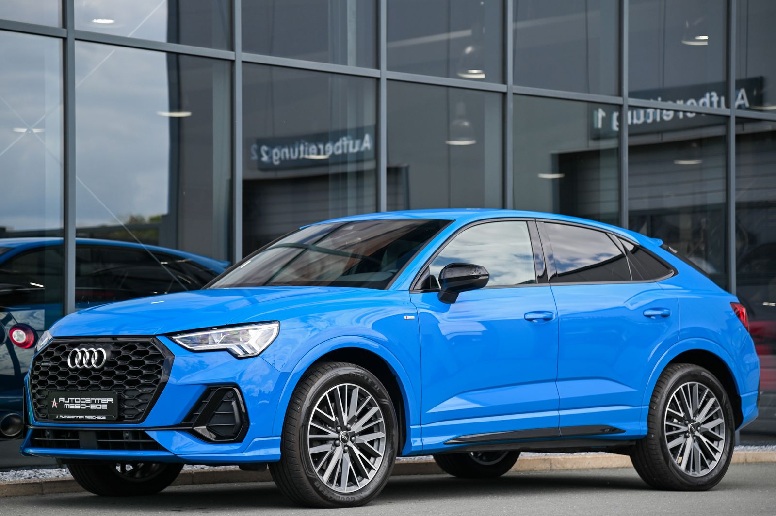 Audi Q3 Sportback 40 TFSI quattro S line - Samsaru's Car Outlet