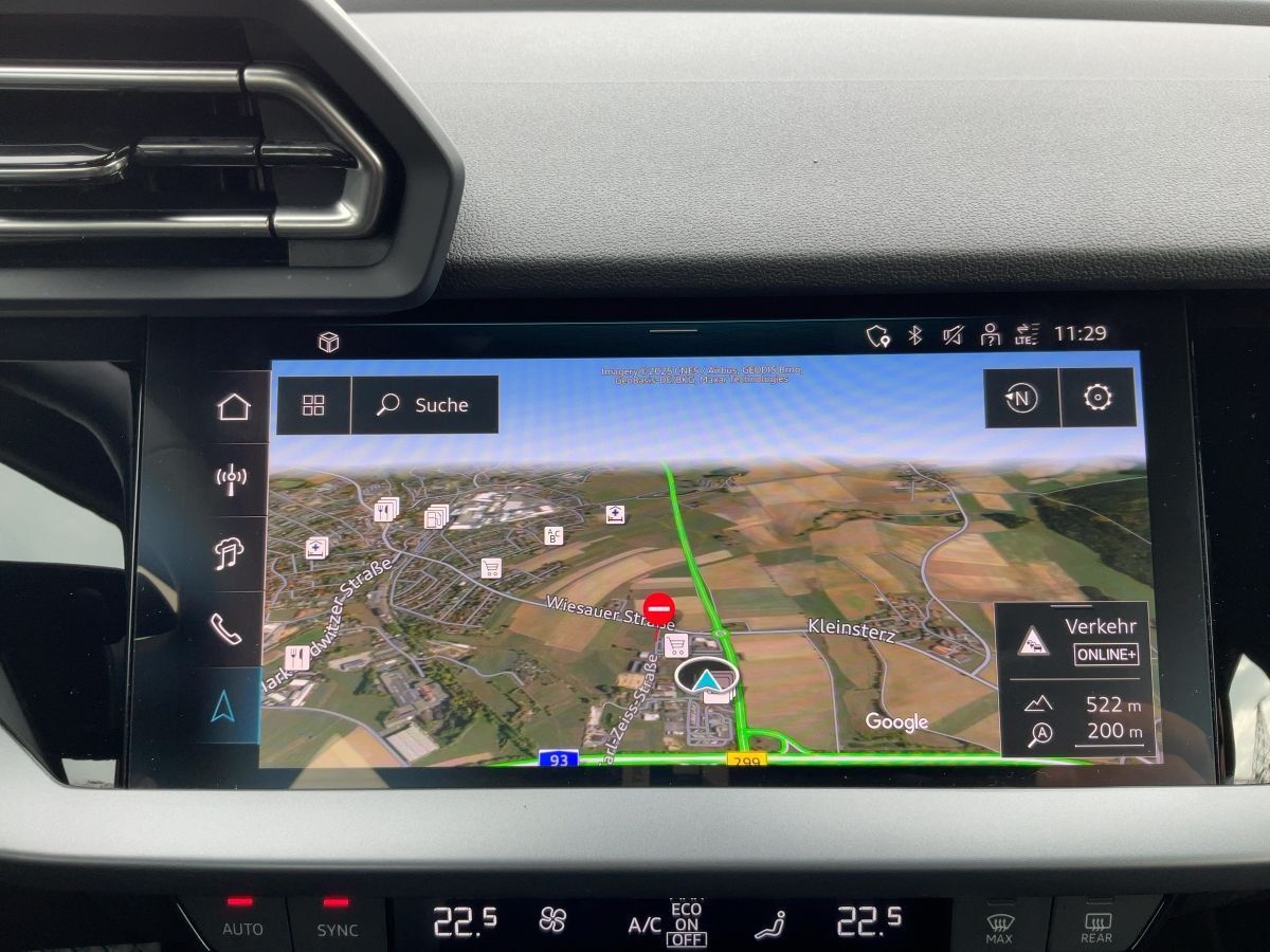 Audi A3 Sportback 35 TFSI S-TR ADVANCED - Samsaru's Car Outlet