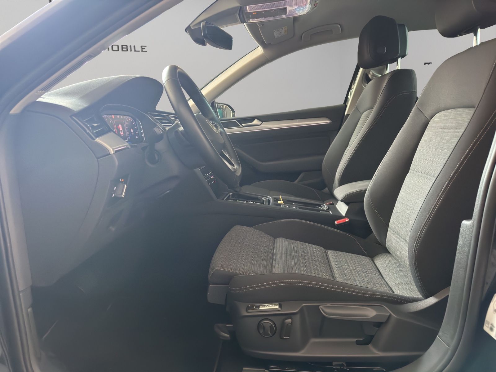 Volkswagen Passat Lim. Business - Samsaru's Car Outlet