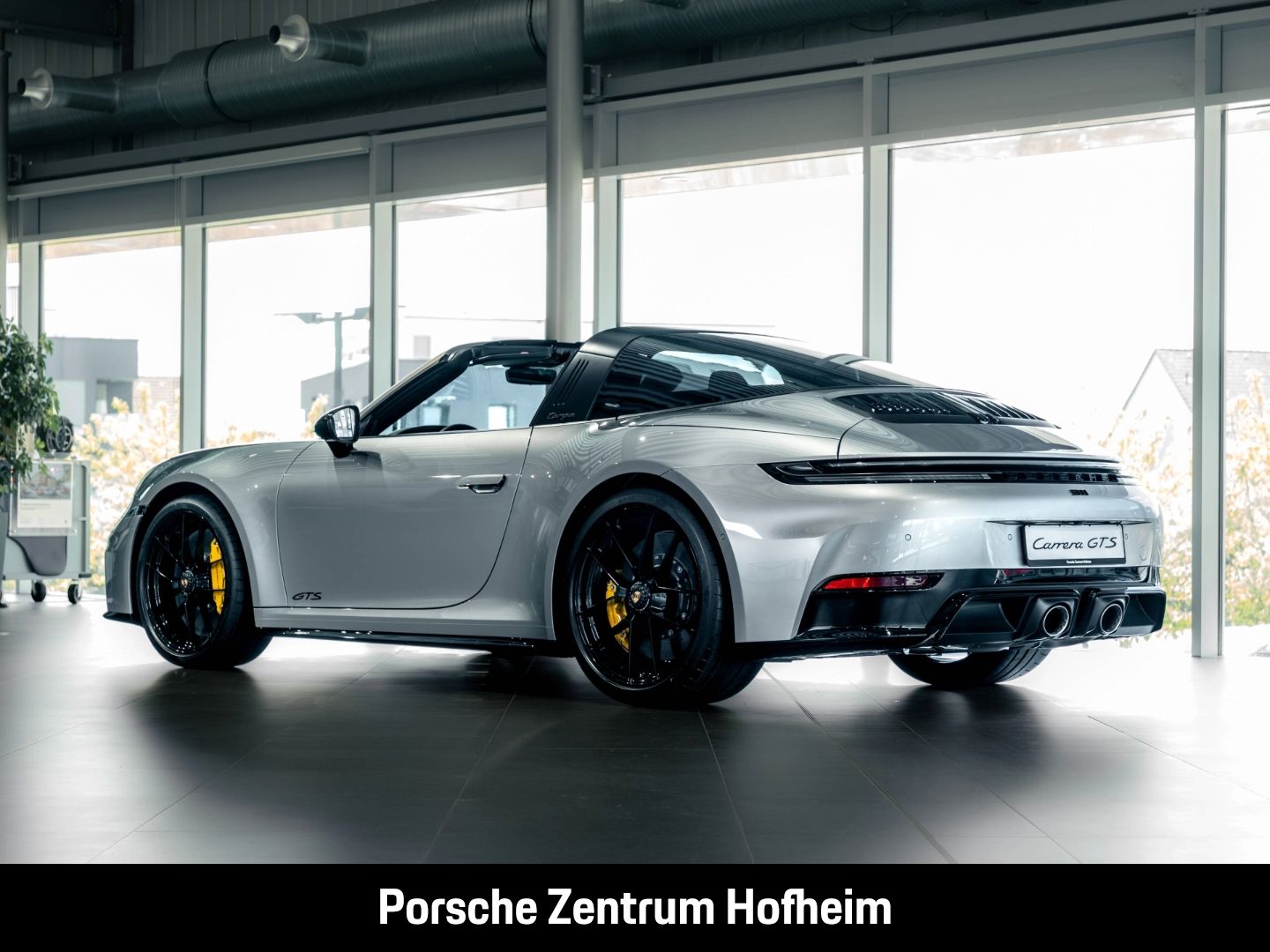 Porsche 992 911 Targa 4 GTS InnoDrive Abstandstempomat
