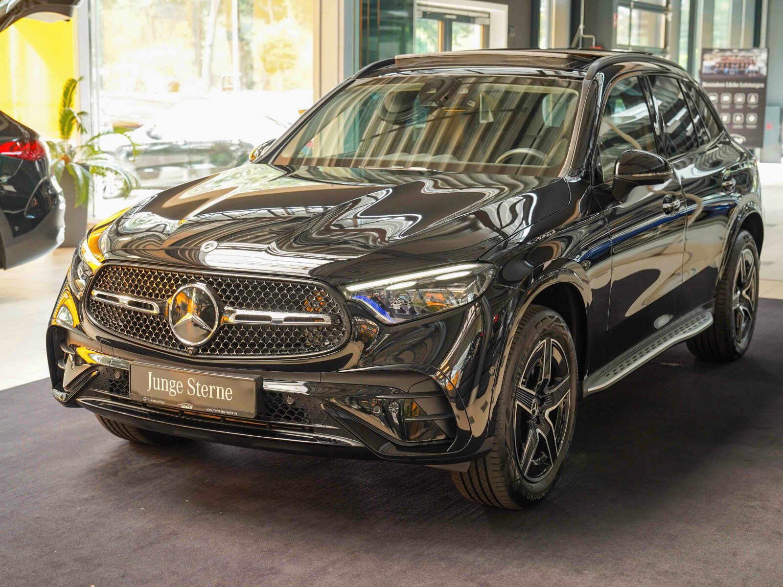 Mercedes-Benz GLC 300 d 4M AMG Line Premium - Samsaru's Car Outlet