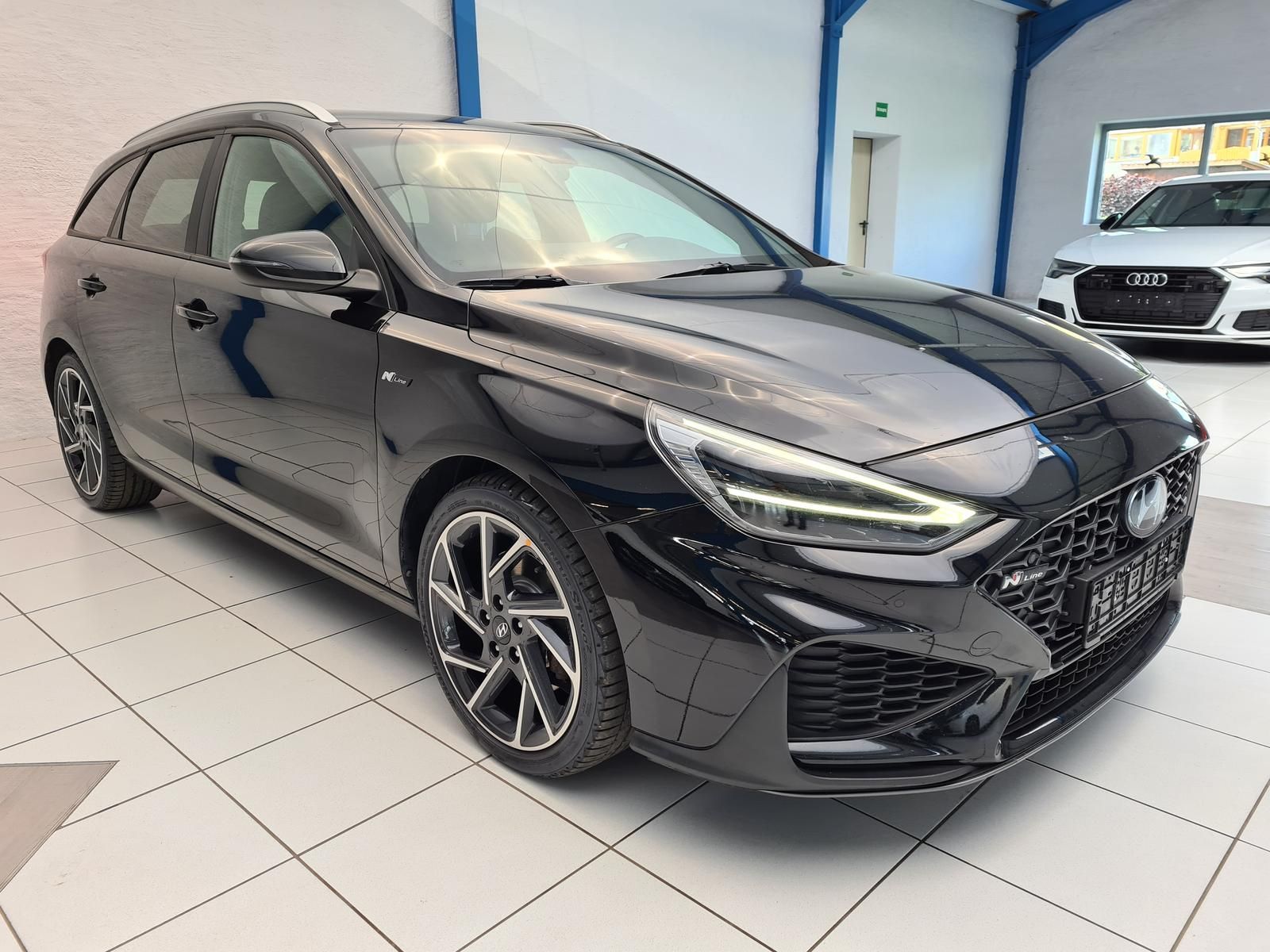 Hyundai i30 cw 1.5 T-GDI N Line - Samsaru's Car Outlet