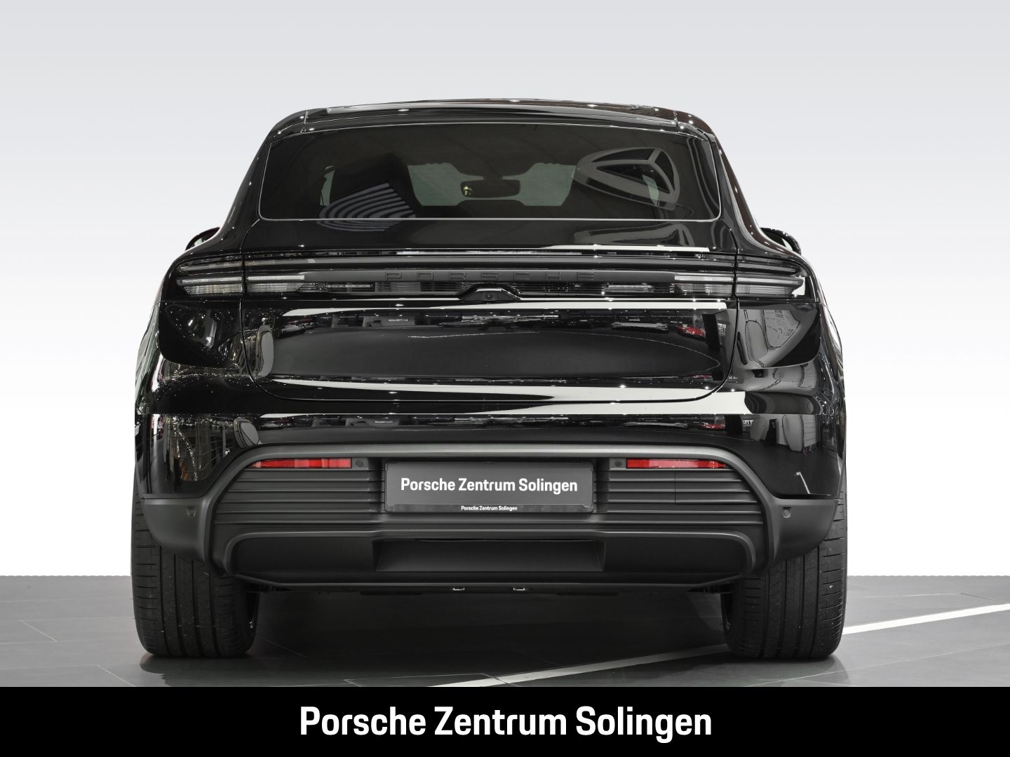 Porsche Macan 4S Matrix Panoramadach Hinterachslenkung 2