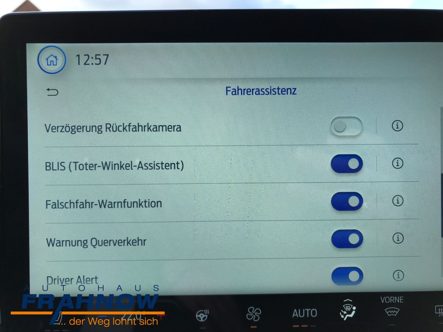 Ford Focus Turnier 1.0L ST-LINE X MATRIX-LED AHK B&O