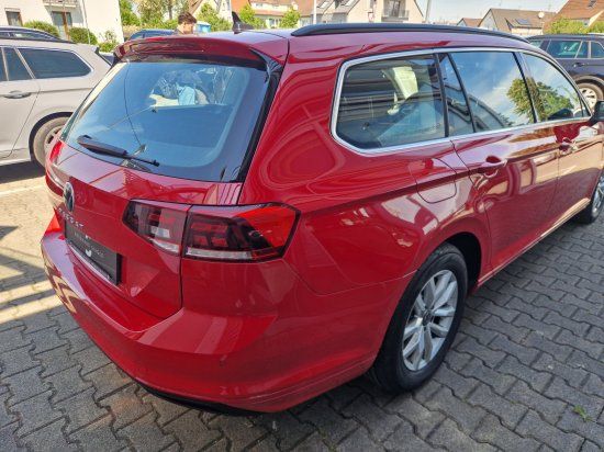 Volkswagen Passat Variant 2.0 TDI Business DSG - Samsaru's Car Outlet