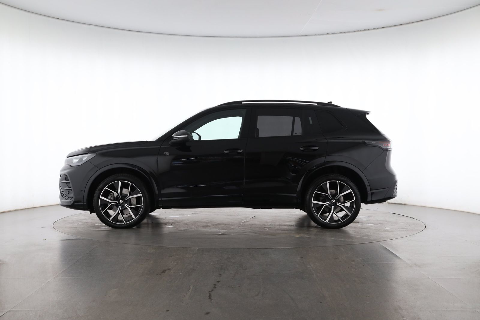 Volkswagen Tiguan 2.0 TDI DSG 4MOTION R-Line BLACK STYLE