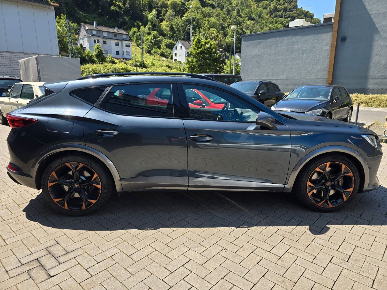 Cupra Formentor VZ 4Drive Exclusiv - Samsaru's Car Outlet