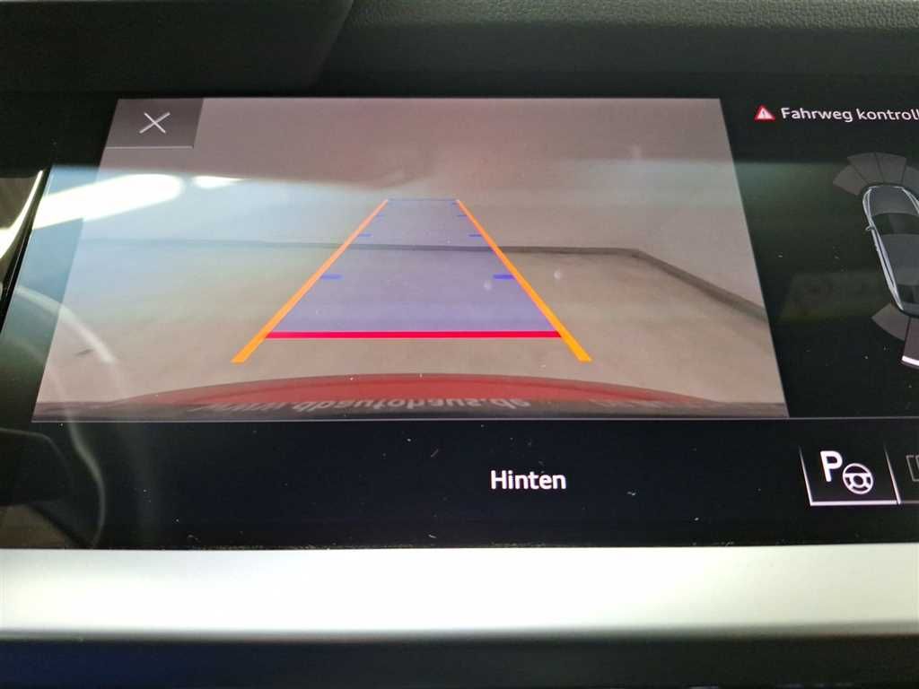 Audi A3 advanced 35 2.0 TFSI S-tronic MMI Standhz AHK