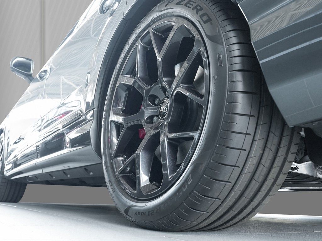 Audi Q7 60 TFSIe quattro S line
