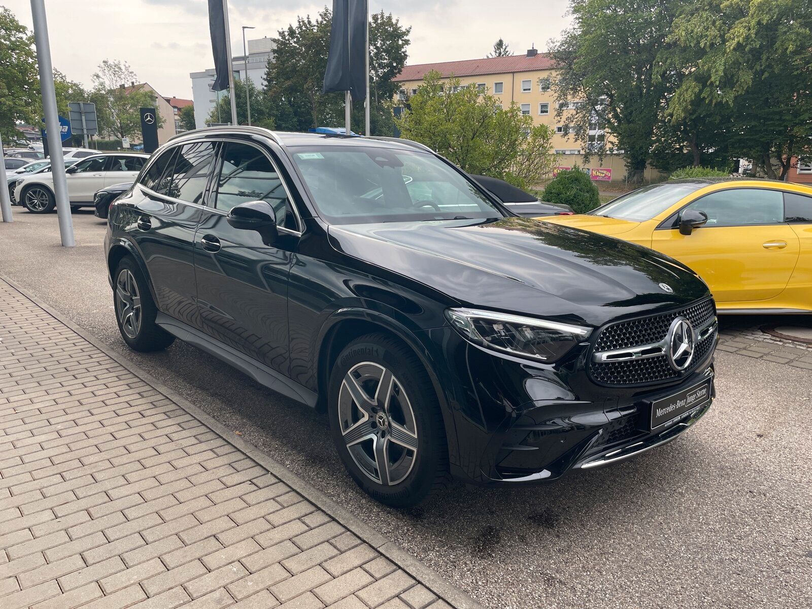 Mercedes-Benz GLC 300 d 4M AMG*AHK*DISTRONIC*MEMORY*LED*CAM