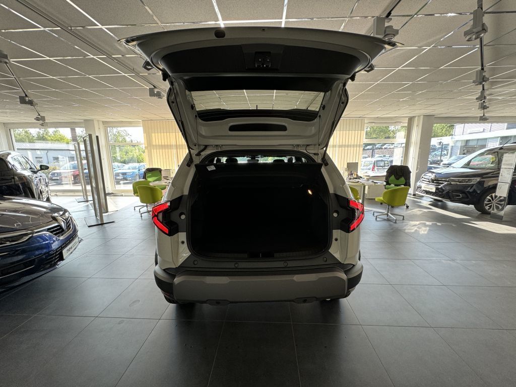 Dacia Duster Neuer Journey TCe130 - Samsaru's Car Outlet